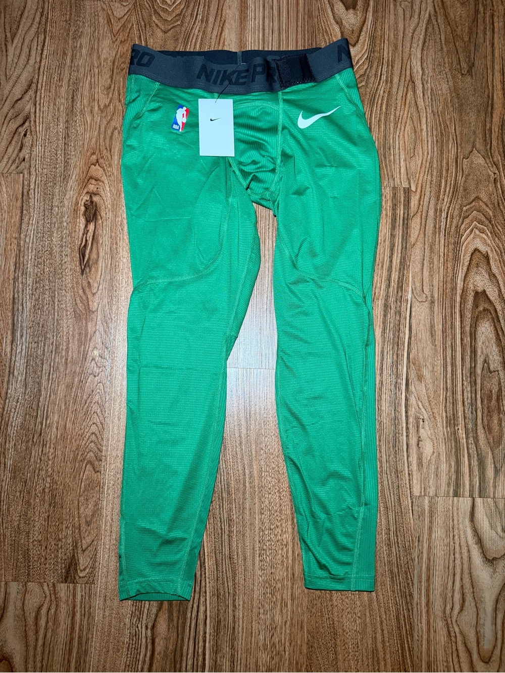 Nike Pro NBA Player Issued 3/4 Compression Tights Green Men's L DN1548-312 NWT